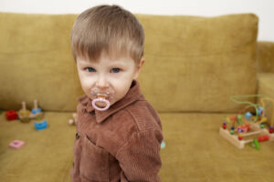 El chupete en el desarrollo del lenguaje en los niños